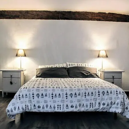 Hébergement de vacances Panoramic And Beautiful House 4km From The Sea. *